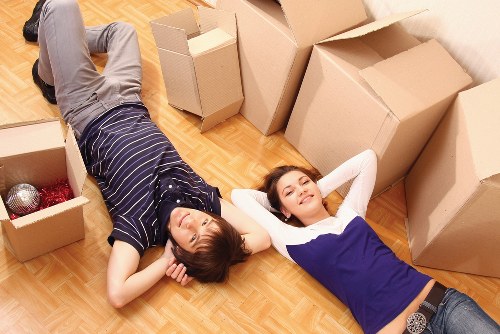 Eco-friendly moving practices with recyclable materials