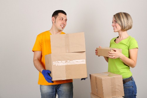 Efficient packing process by experts